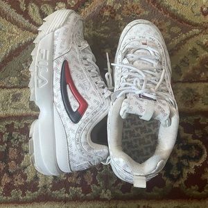 Fila Disruptor 2. Men’s Size 9. White.